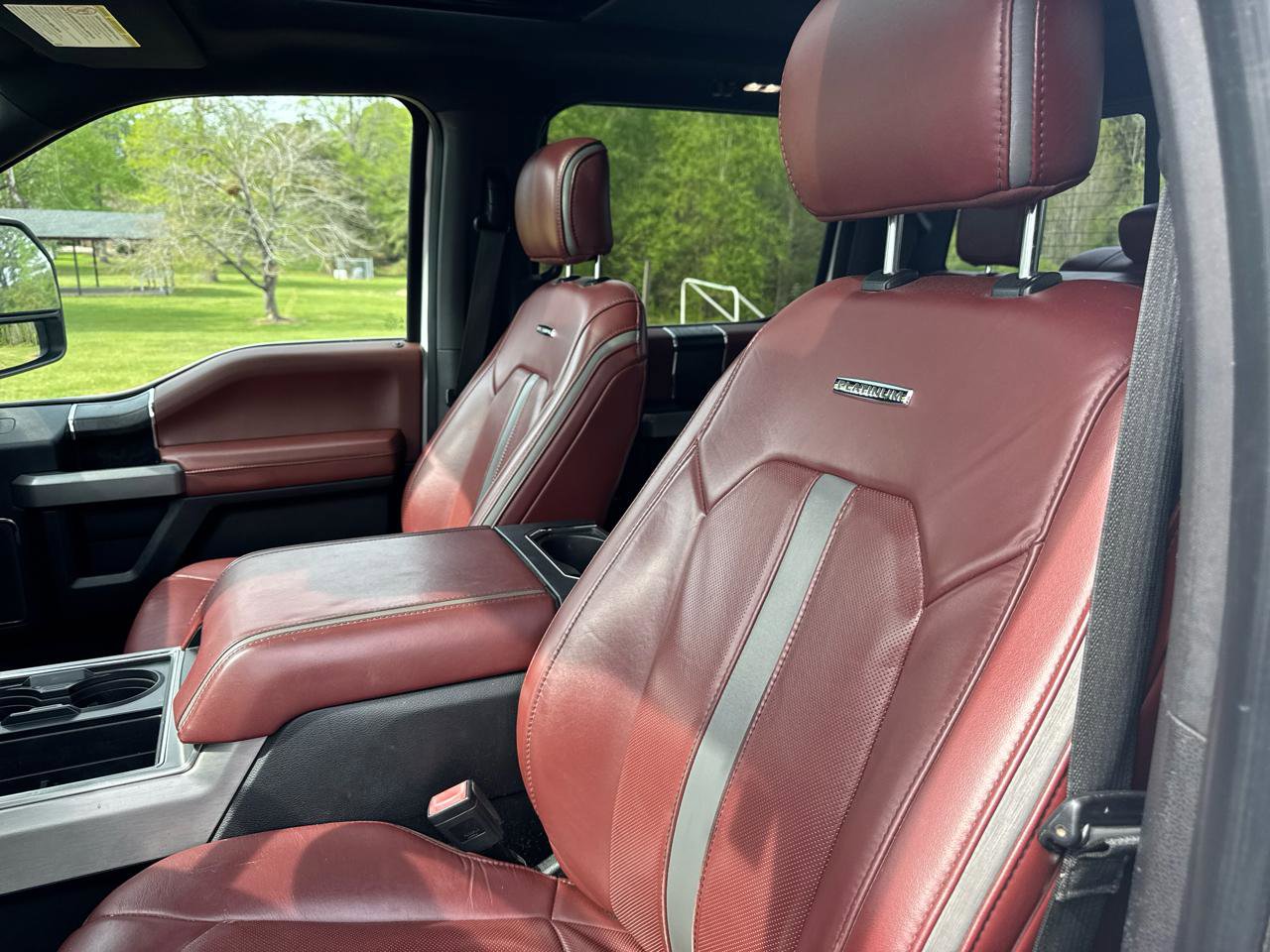 Used 2019 Ford F250 Platinum w/ Platinum Ultimate Package AWD/4WD image 15
