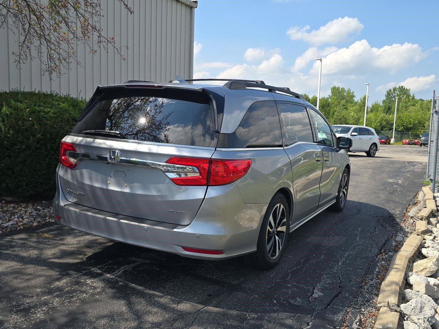 Used 2018 Honda Odyssey Elite image 8