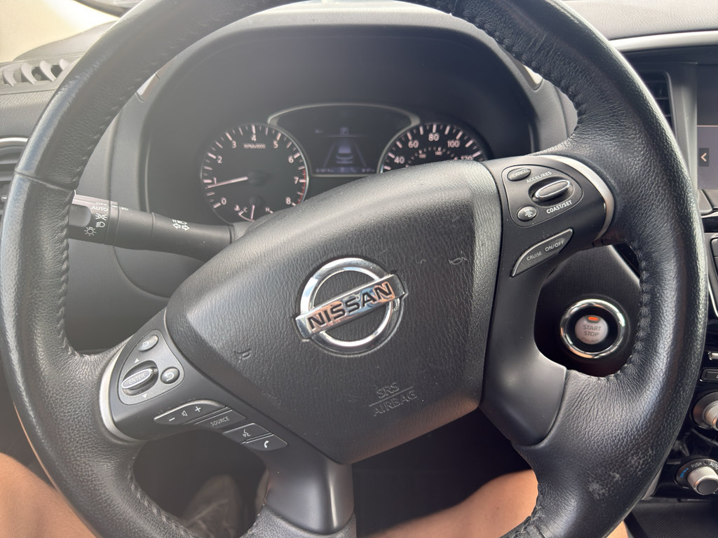 Used 2019 Nissan Pathfinder SV FWD image 10