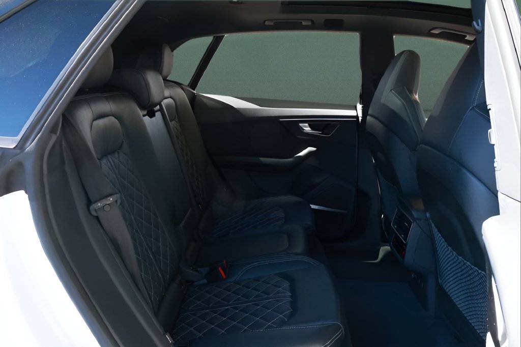 Used 2021 Audi SQ8 Premium Plus AWD/4WD image 28