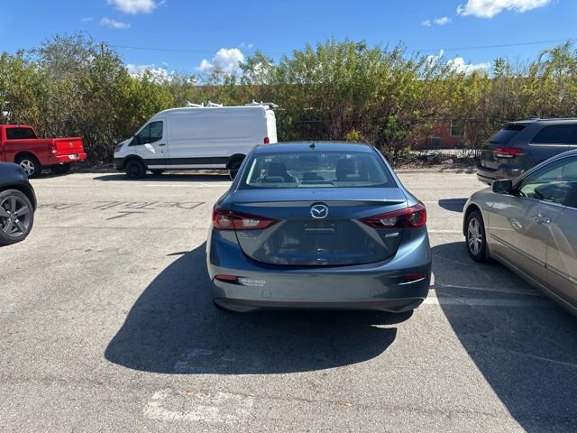 Used 2016 MAZDA MAZDA3 i Touring w/ Popular Equipment Package image 3