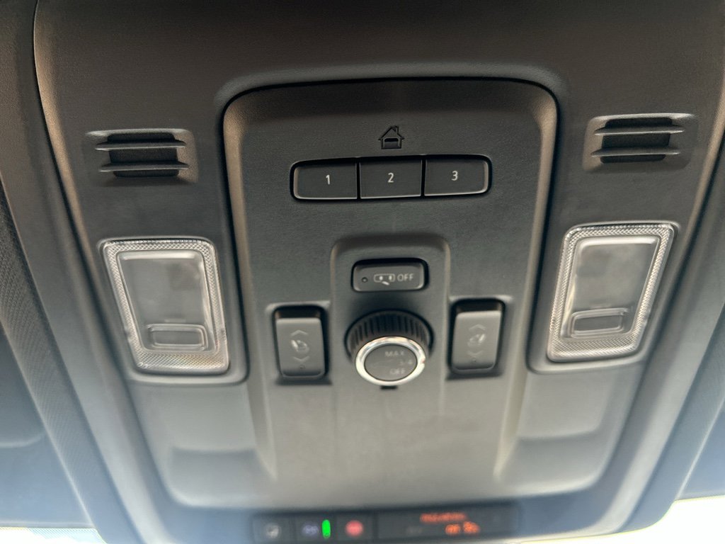 Used 2024 Chevrolet Tahoe RST w/ Luxury Package image 37