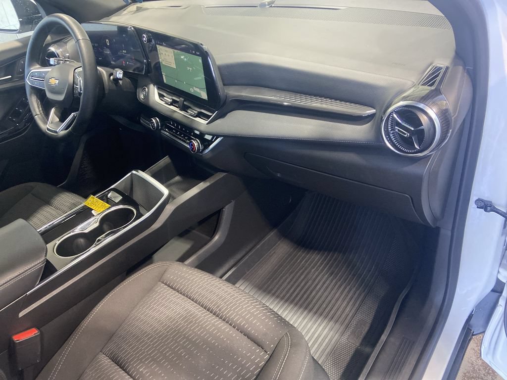 Certified 2025 Chevrolet Equinox LT w/ Safety and Technology Package AWD/4WD image 28