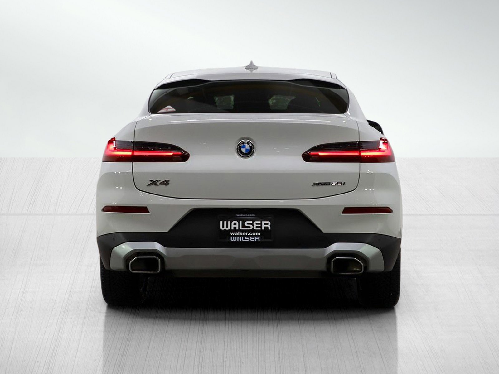 Used 2022 BMW X4 xDrive30i w/ Convenience Package image 4