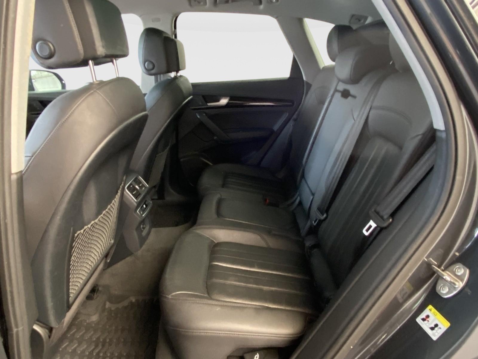 Used 2018 Audi Q5 2.0T Premium Plus w/ Premium Plus Package AWD/4WD image 19