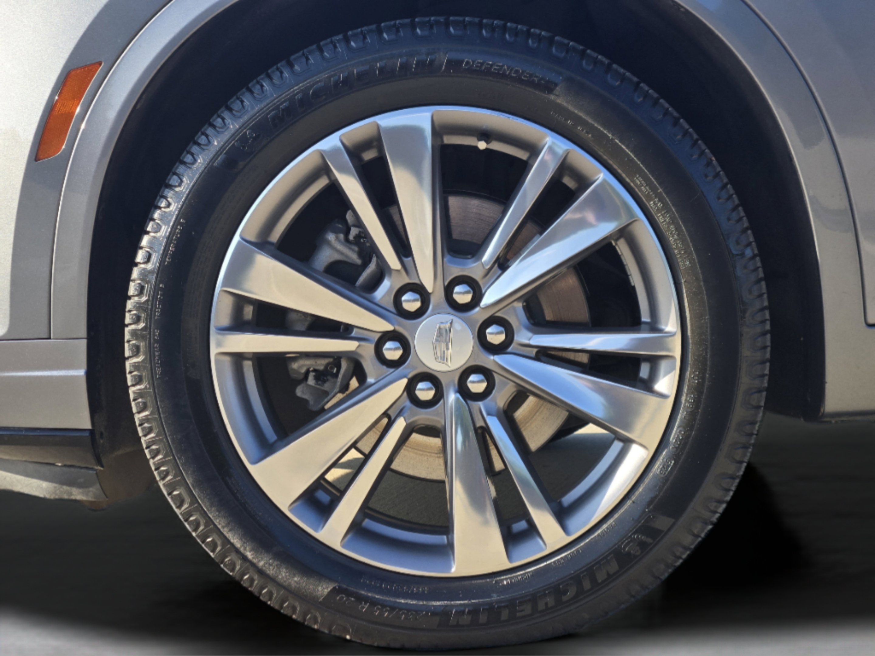 Used 2022 Cadillac XT6 Premium Luxury FWD image 30