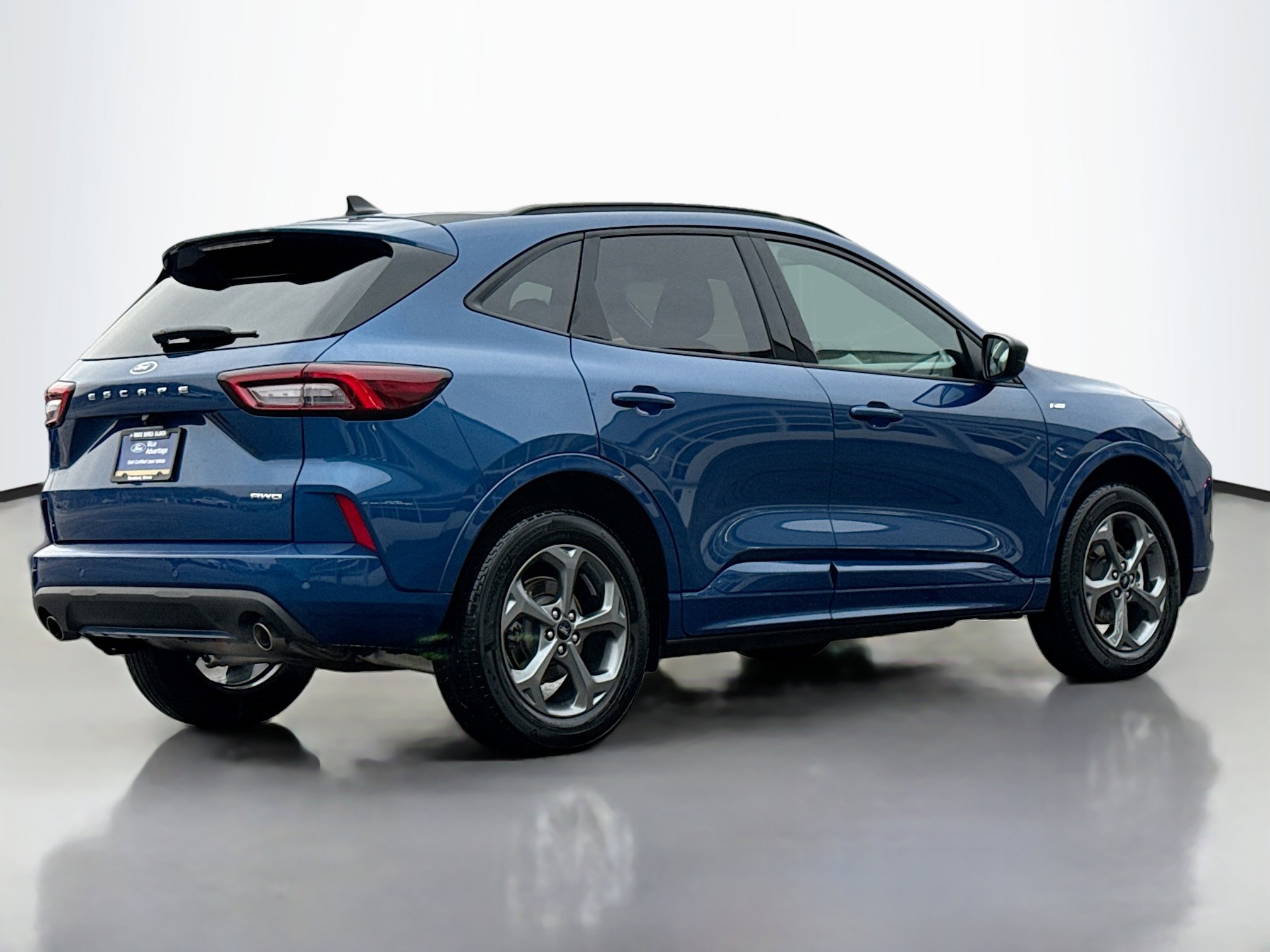 Certified 2023 Ford Escape ST-Line w/ Tech Pack #1 image 2