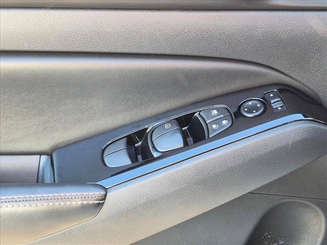 Used 2023 Nissan Altima 2.5 SV FWD image 11