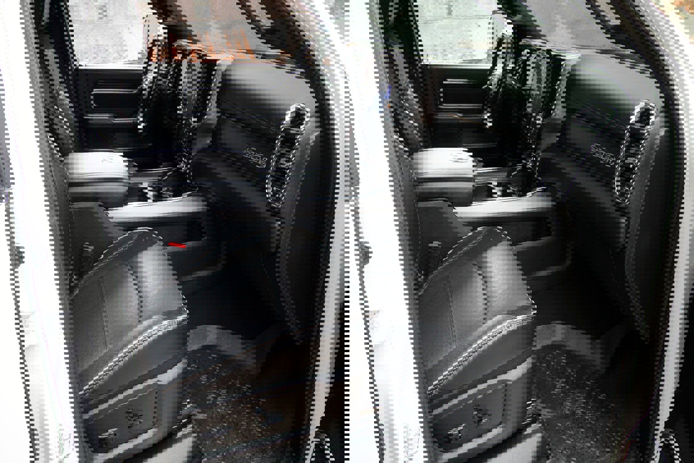 Used 2020 RAM 2500 Laramie image 39