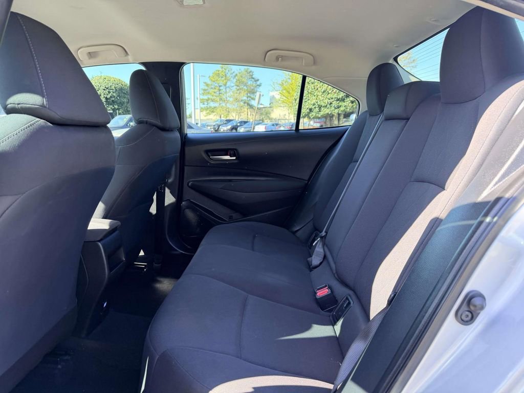 Used 2020 Toyota Corolla LE image 14