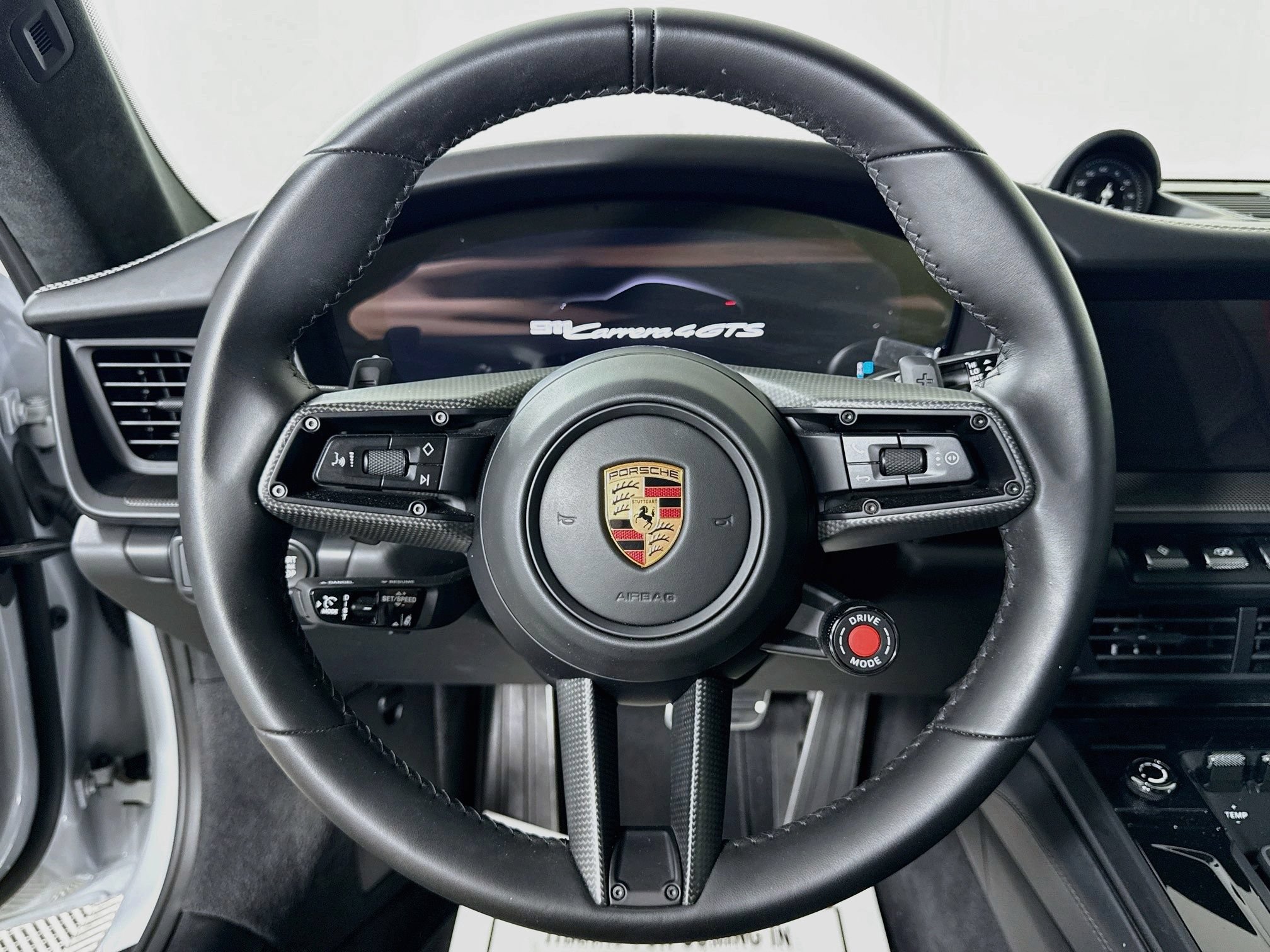 Certified 2025 Porsche 911 Carrera 4 GTS AWD/4WD image 15