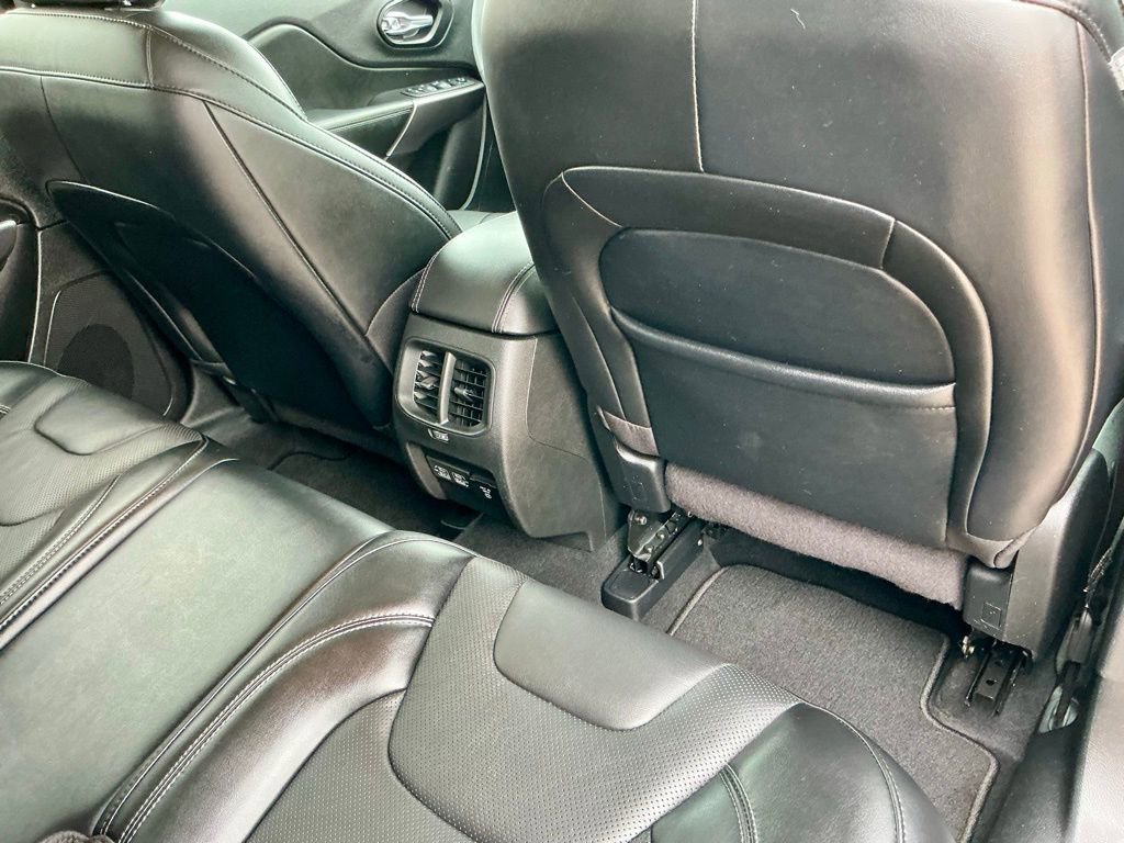 Used 2022 Jeep Cherokee Latitude Lux image 27