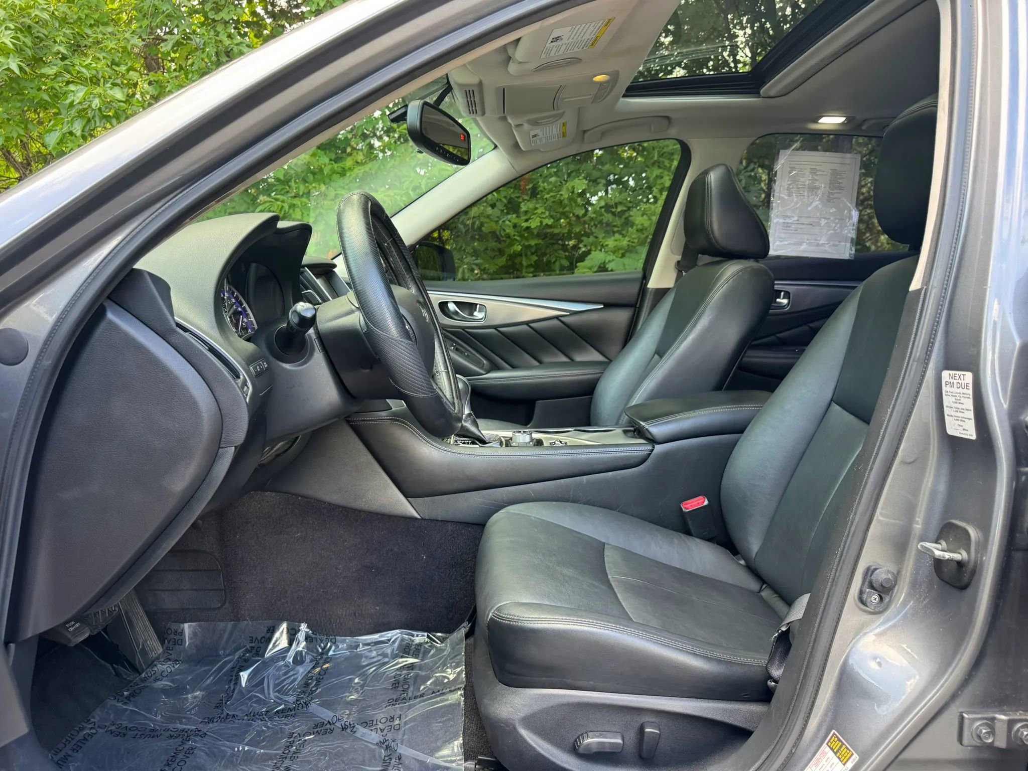 Used 2015 INFINITI Q50 Premium w/ All Weather Package RWD image 9