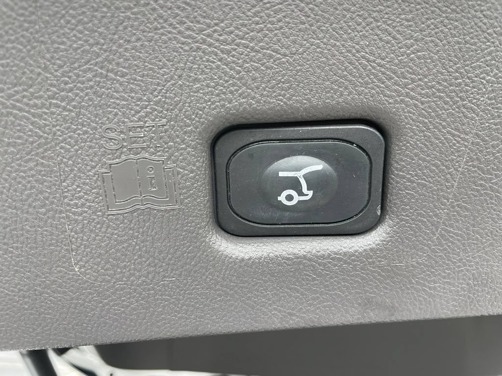 Used 2020 Lincoln Nautilus Reserve w/ Equipment Group 201A FWD image 42