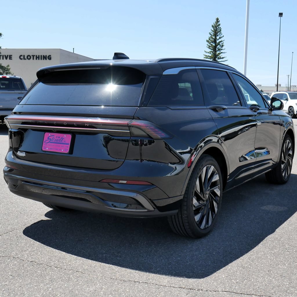 Used 2025 Lincoln Nautilus Black Label w/ Jet Appearance Package AWD/4WD image 11