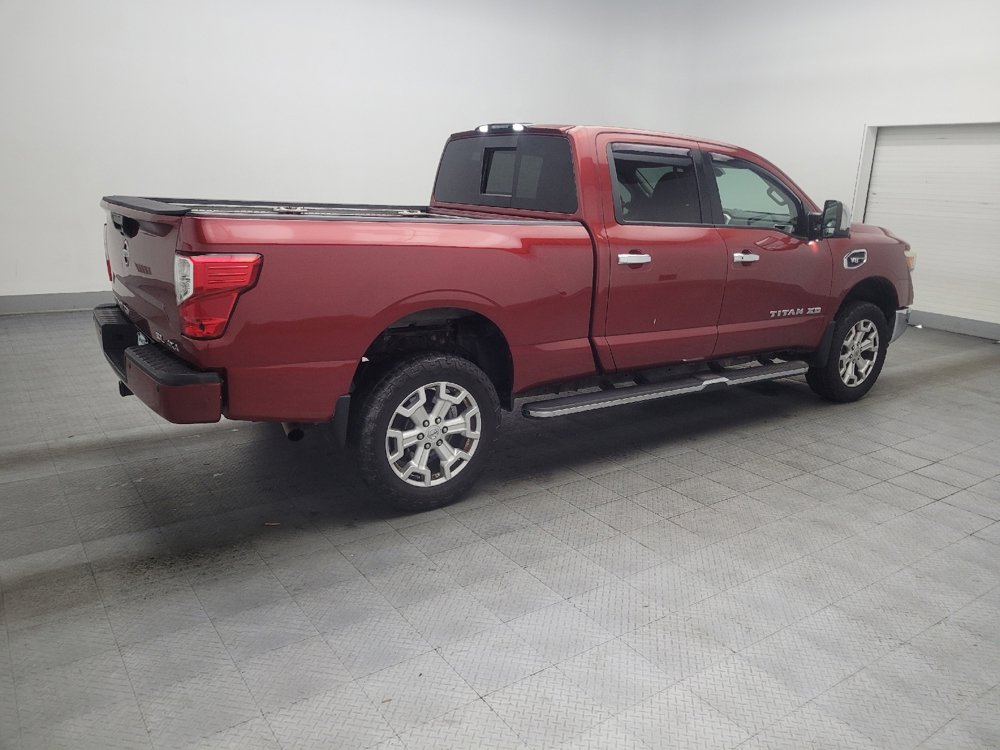 Used 2017 Nissan Titan SL image 10