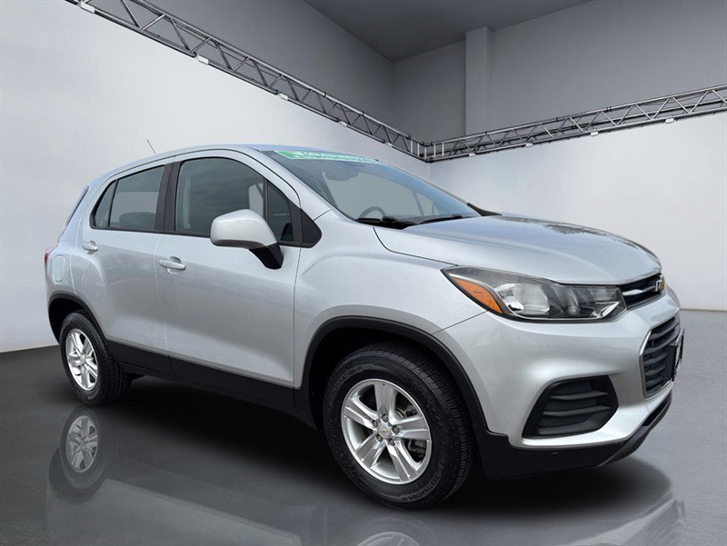 Used 2018 Chevrolet Trax LS AWD/4WD image 9