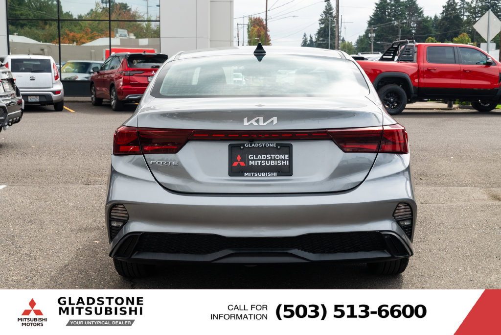 Used 2022 Kia Forte LXS FWD image 6