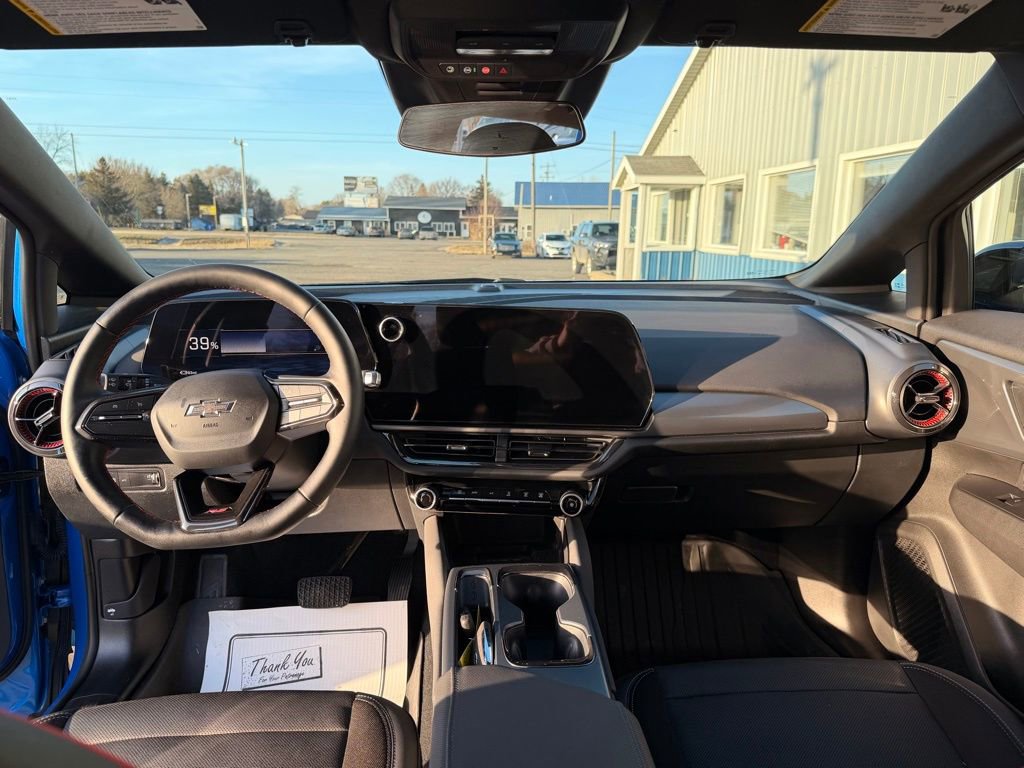 Used 2025 Chevrolet Equinox EV RS image 14