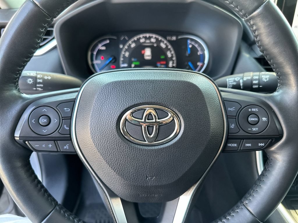 Used 2024 Toyota RAV4 XLE w/ Convenience Package AWD/4WD image 22