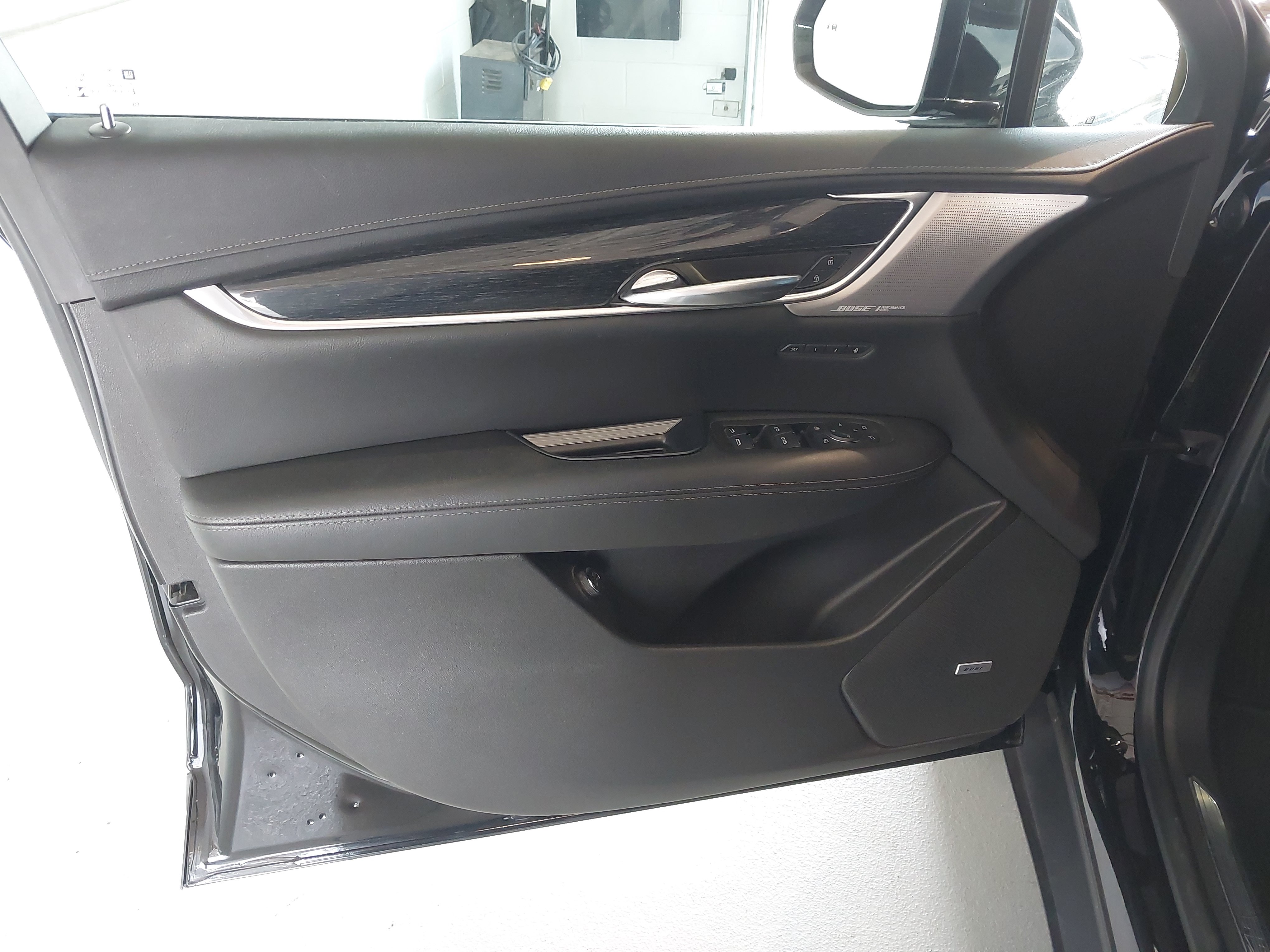 Used 2021 Cadillac XT5 Premium Luxury FWD image 25