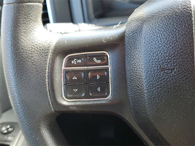 Used 2020 RAM 1500 Classic SLT image 12
