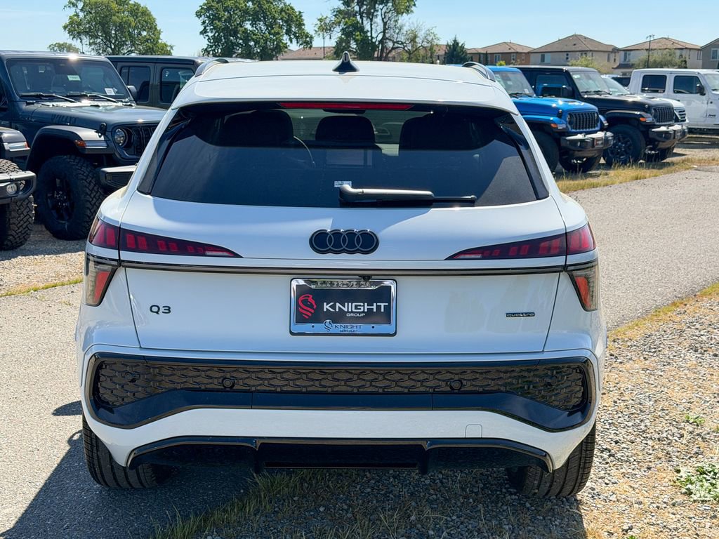 New 2026 Audi Q3 quattro 2.0T image 9