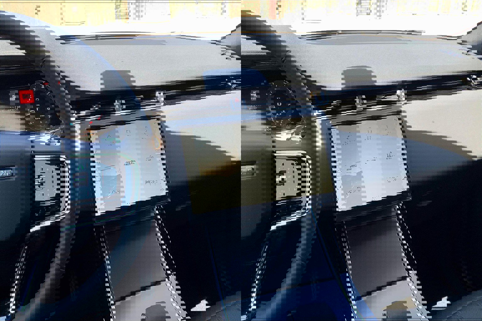 New 2026 Land Rover Range Rover Evoque S image 8