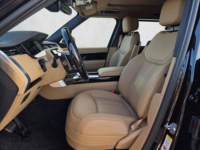 New 2026 Land Rover Range Rover Long Wheelbase SE AWD/4WD image 4