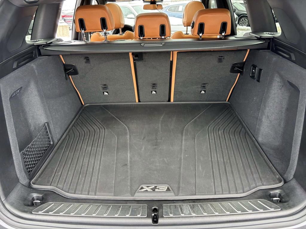 Certified 2024 BMW X3 M40i w/ Premium Package image 9