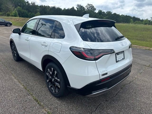 New 2026 Honda HR-V EX-L image 4