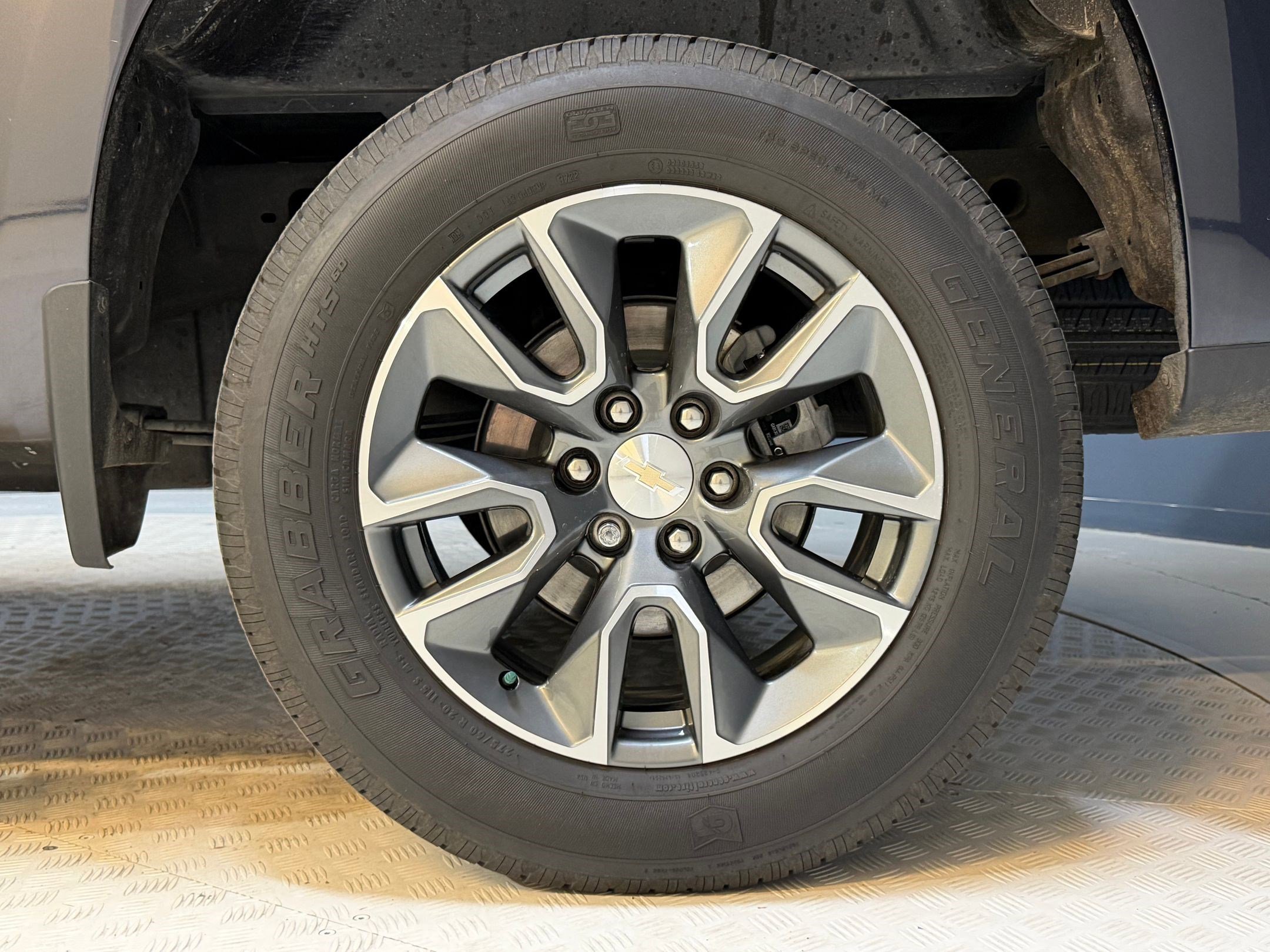 Used 2022 Chevrolet Silverado 1500 LT RWD image 12