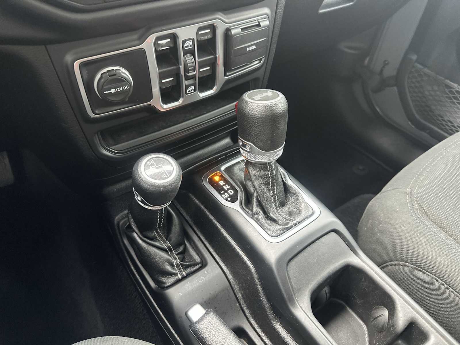 Used 2021 Jeep Wrangler Unlimited Sahara w/ Uconnect 4C Nav & Sound Group image 19