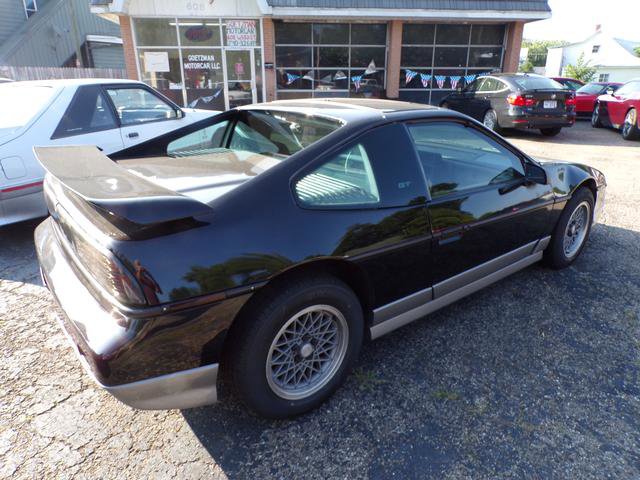 Used 1986 Pontiac Fiero GT image 5