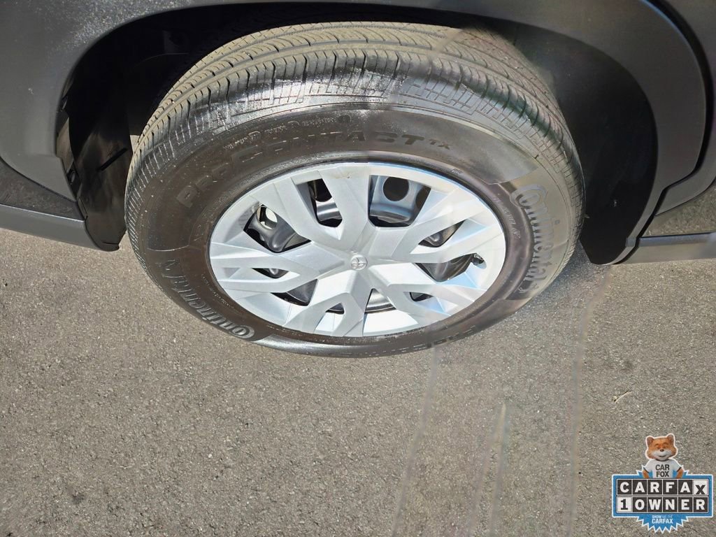 Used 2024 Toyota Corolla Cross L FWD image 12
