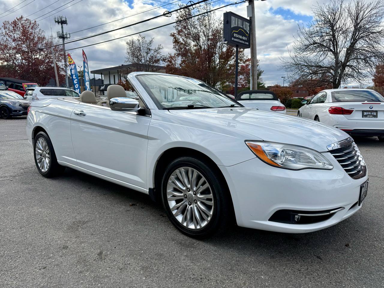 Used 2011 Chrysler 200 Limited FWD image 12