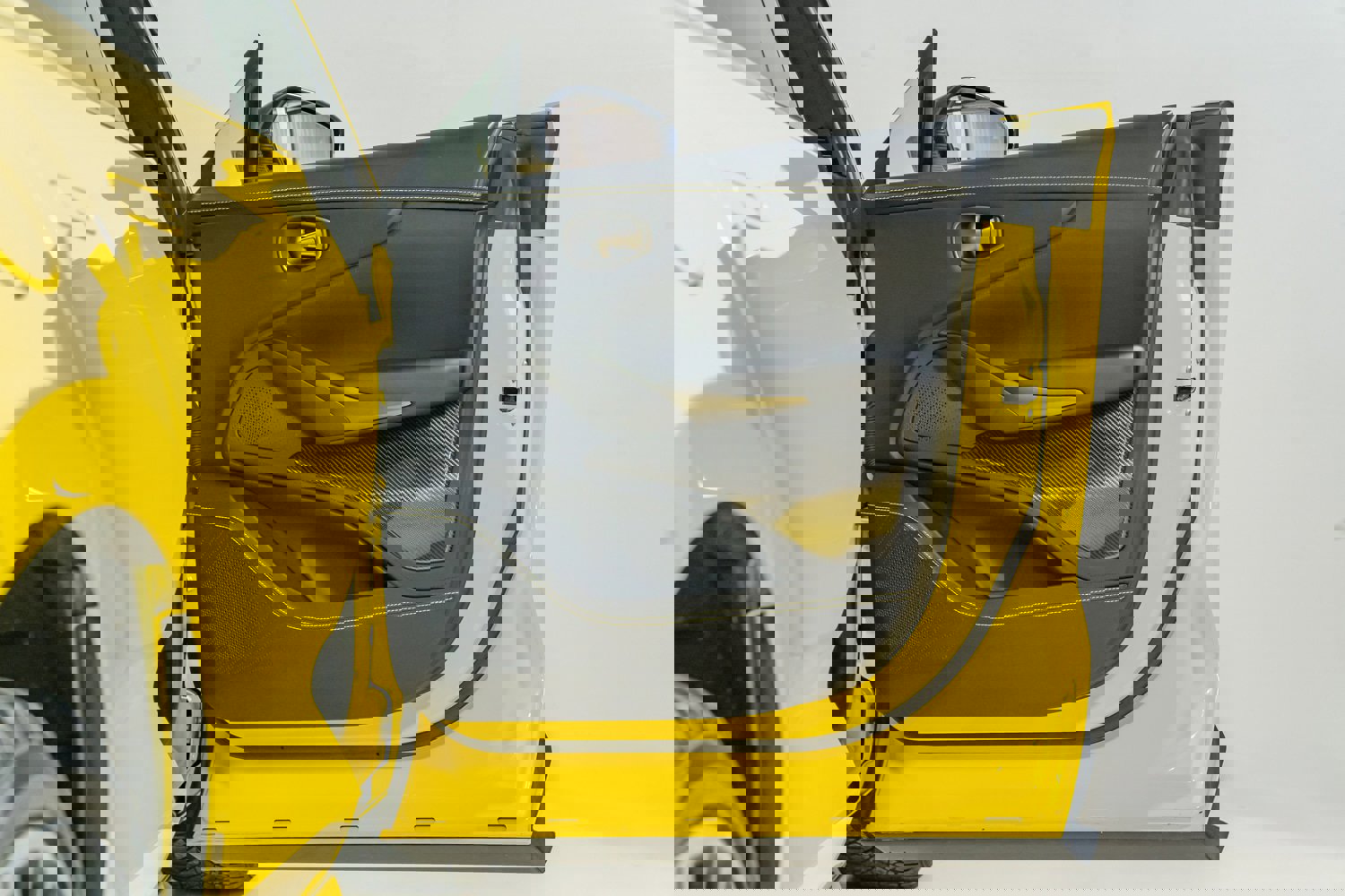 Used 2023 Aston Martin DBX 707 image 26