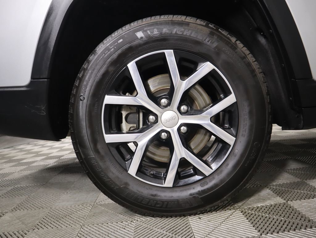 Used 2024 Jeep Grand Cherokee L Limited image 34