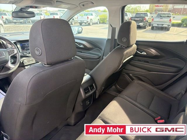 Used 2024 GMC Terrain SLE FWD image 21