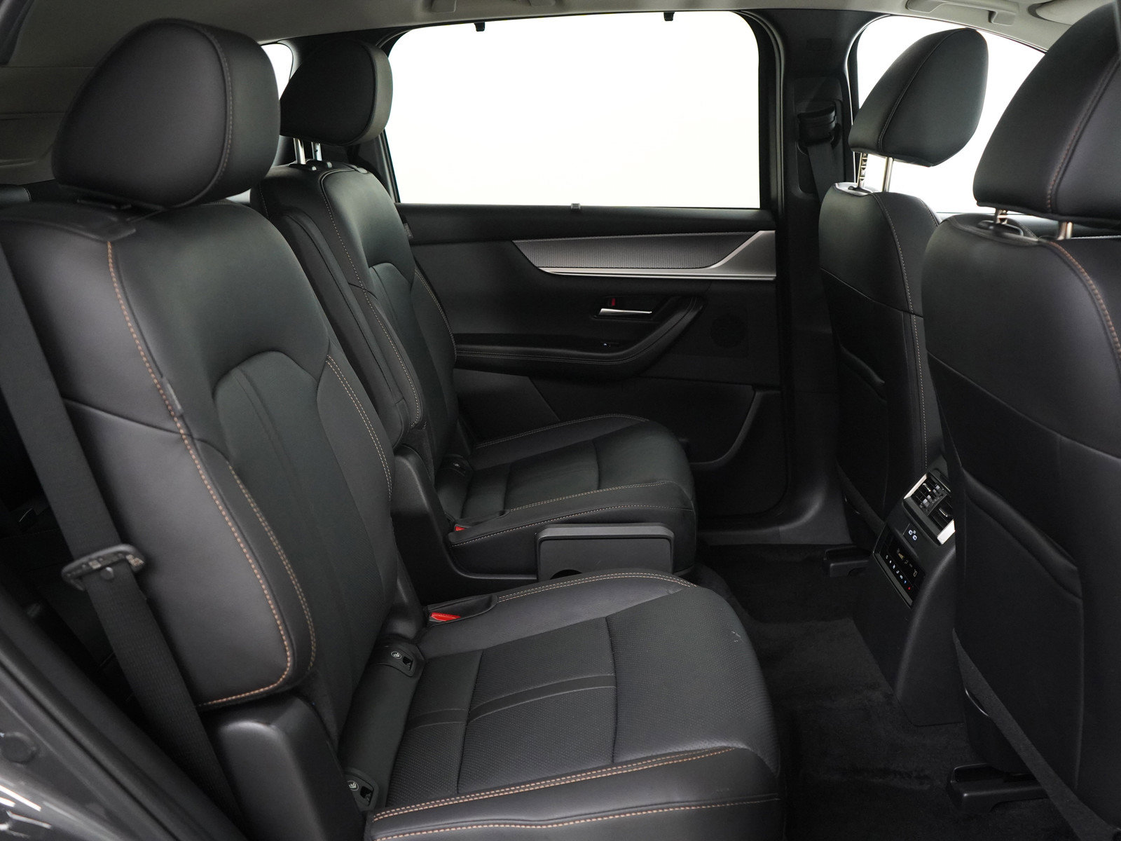 Certified 2025 MAZDA CX-90 Plug-In Hybrid w/ Preferred image 11