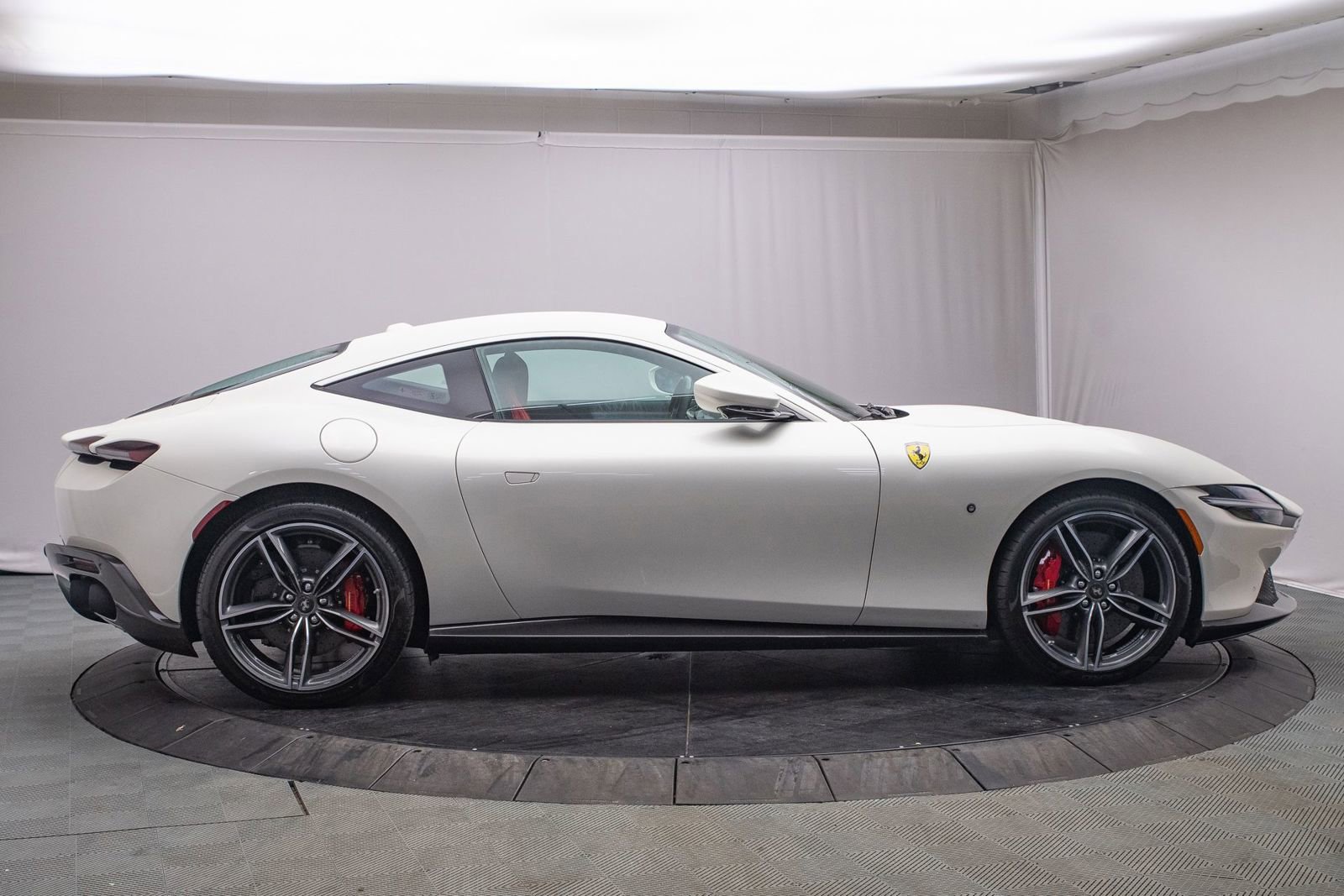 Certified 2024 Ferrari Roma image 11