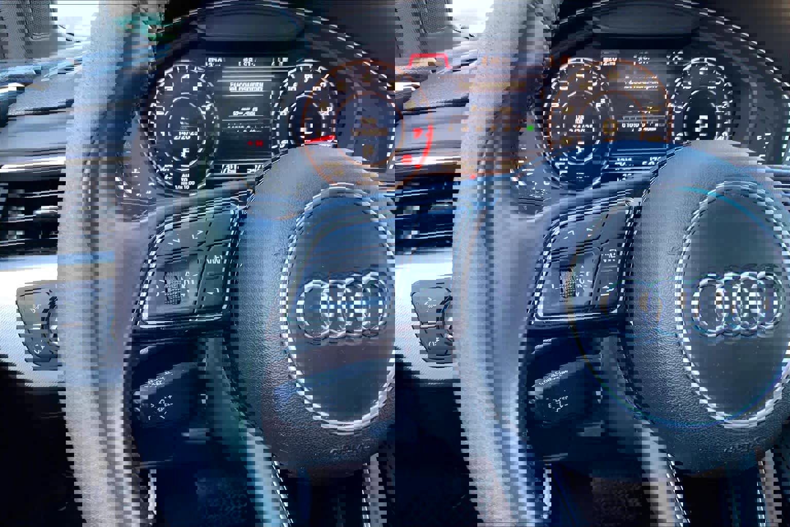 Used 2017 Audi A4 2.0T Premium Plus w/ Premium Plus Package image 23