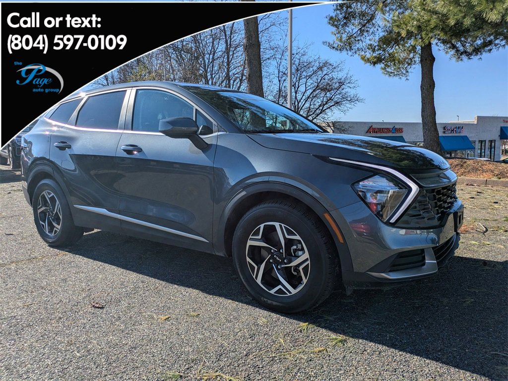 Used 2023 Kia Sportage LX image 1