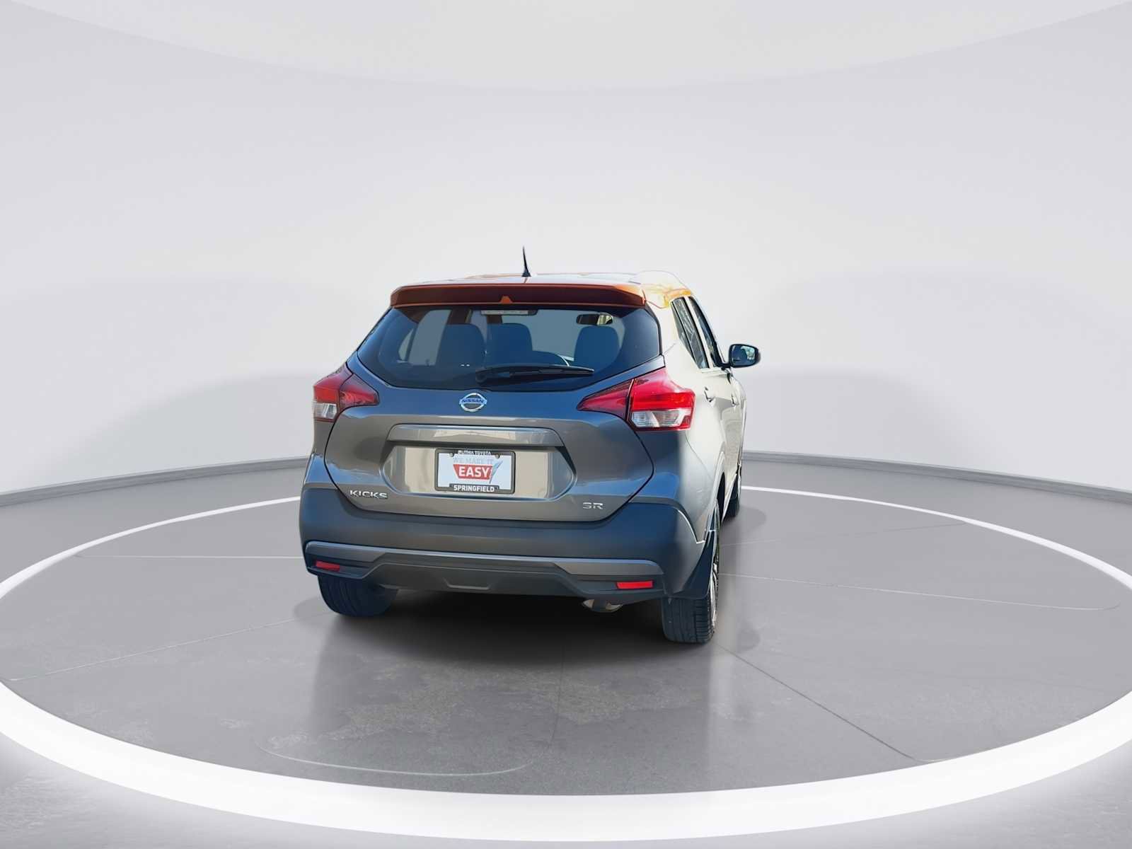 Used 2019 Nissan Kicks SR image 7