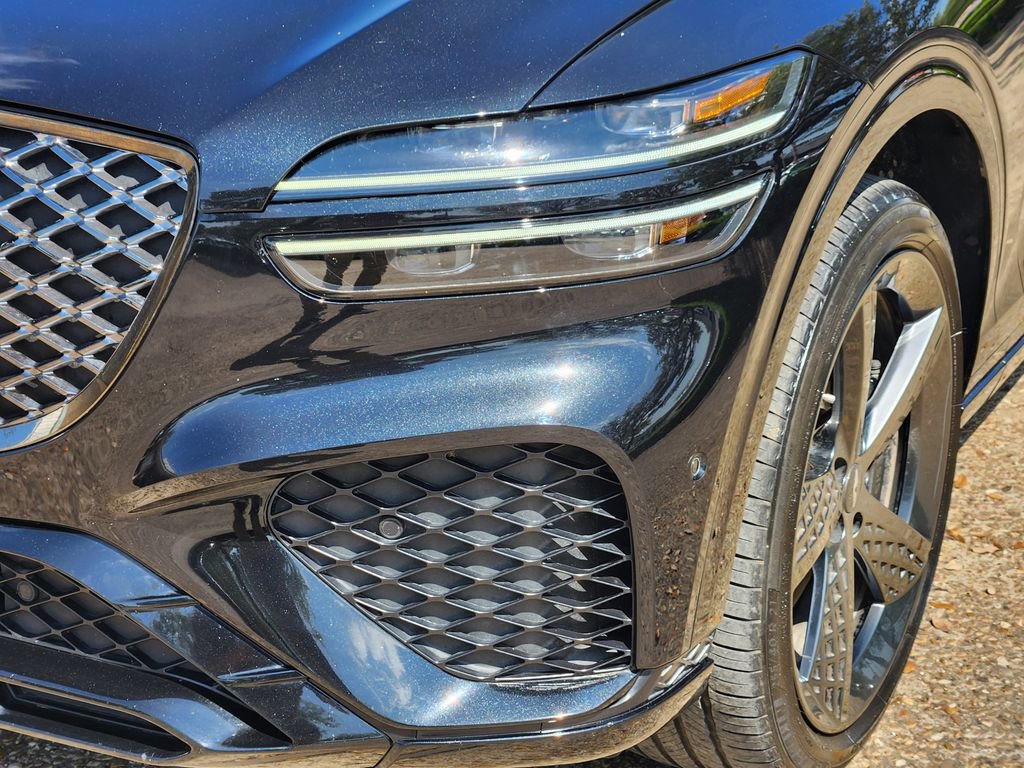 Used 2023 Genesis GV70 2.5T Sport Prestige w/ Sport Prestige Package image 8