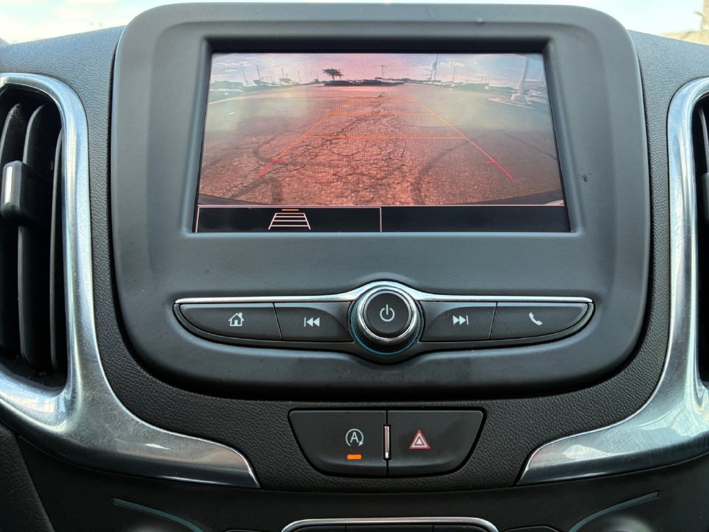 Used 2023 Chevrolet Equinox LT FWD image 9