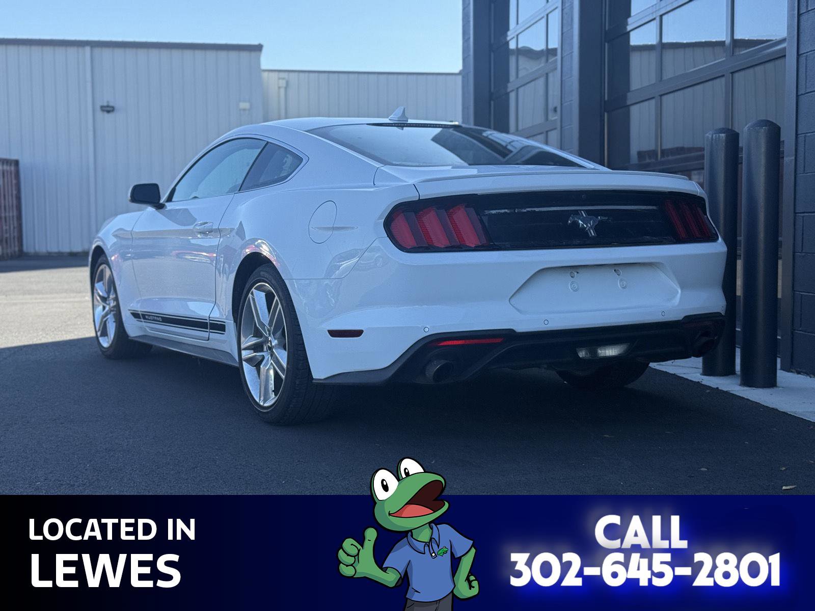 Used 2021 Ford Mustang Premium w/ Pony Package image 3