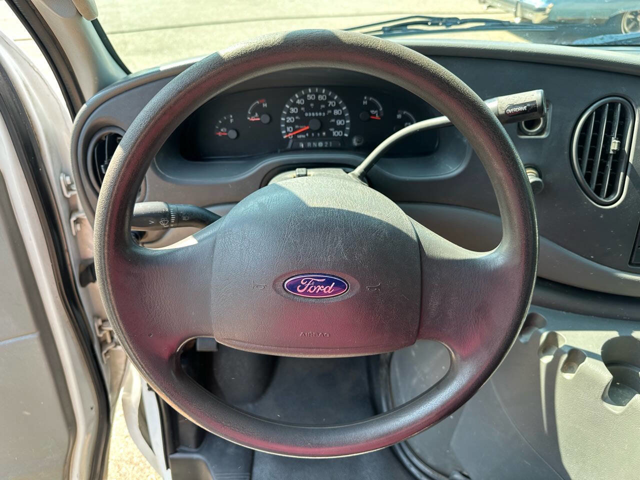 Used 2003 Ford E-150 and Econoline 150 image 12