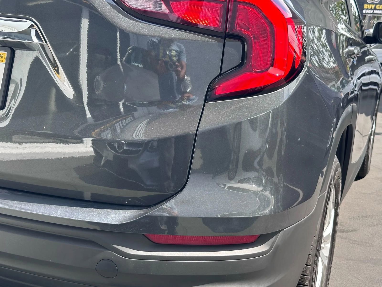 Used 2018 GMC Terrain SLE image 15