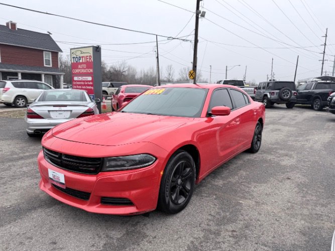 Used 2019 Dodge Charger SXT w/ Leather Interior Group image 1